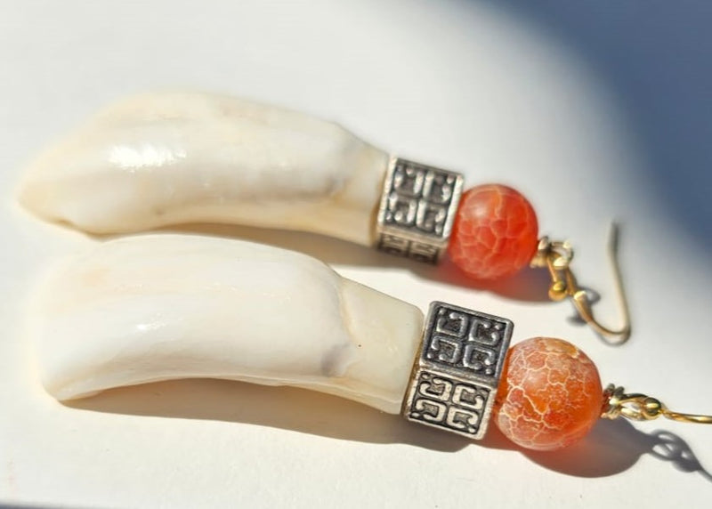 "Roc-N-Lobes Earrings" (White Buffalo Teeth & Agate) by Michele L. Scott