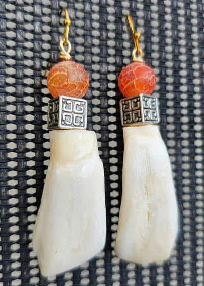 "Roc-N-Lobes Earrings" (White Buffalo Teeth & Agate) by Michele L. Scott